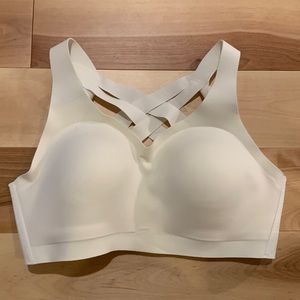 Lululemon 32D bra